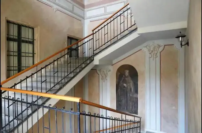 3Bdr-2Bath-3Ac Design Apt, Central, Secured Parking, Quiet Budapest