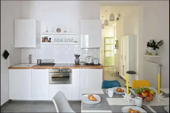 3Bdr-2Bath-3Ac Design Apt, Central, Secured Parking, Quiet Budapest 0*,